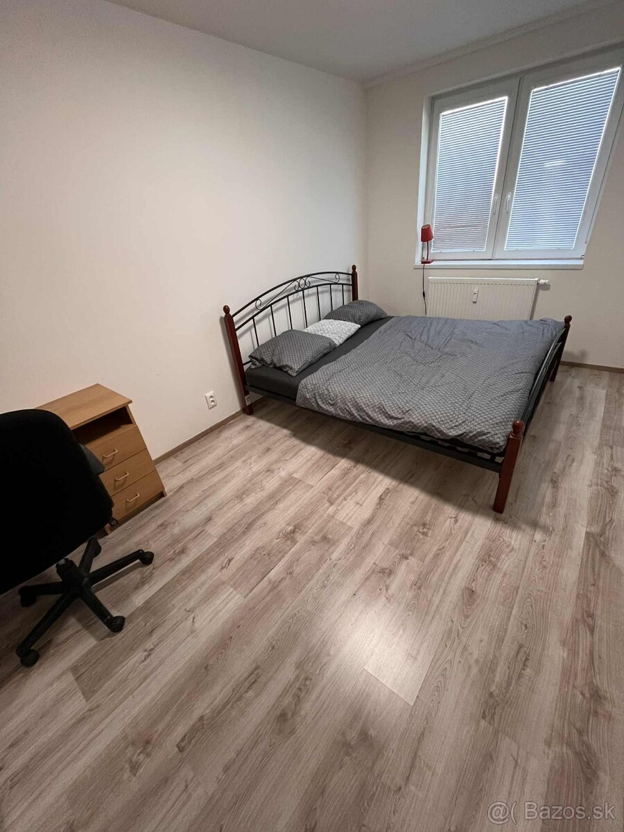 2-izbový byt pri Rooseveltovej nemocnici – Banská Bystrica - 4