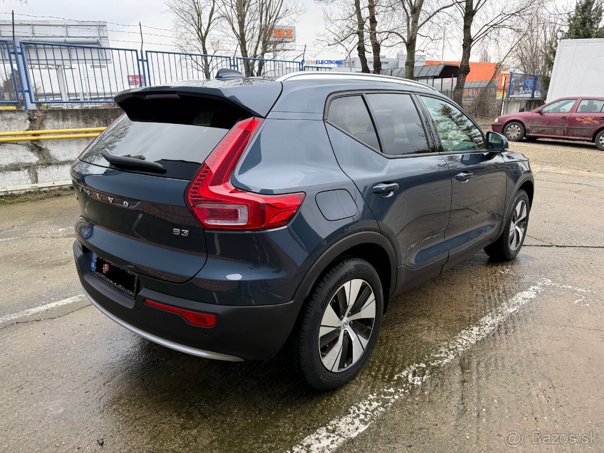 Volvo XC40 2.0 B3 mHEV Plus AT 2025 DPH - 4