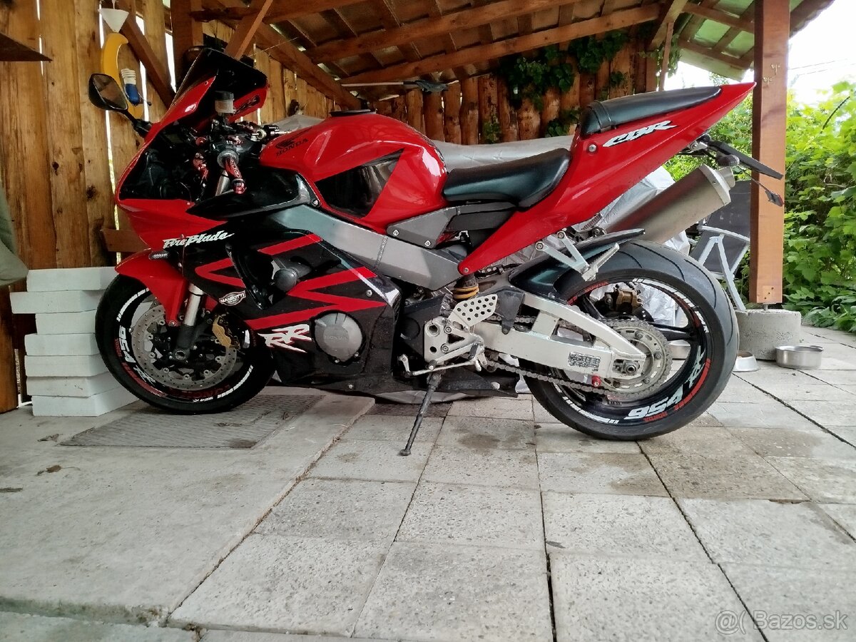 Honda CBR 954 rr - 4