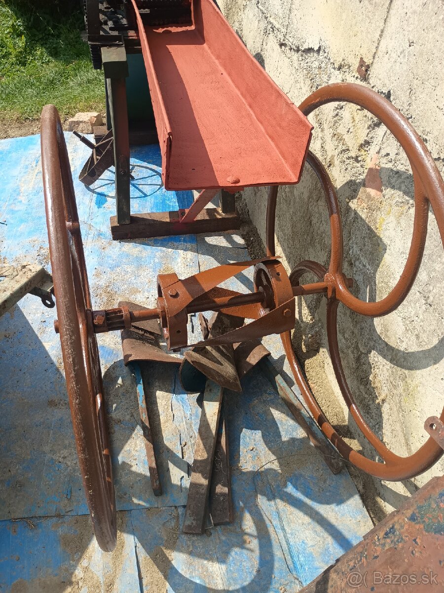 Sekačka na žihľavu / šečkareň - 4