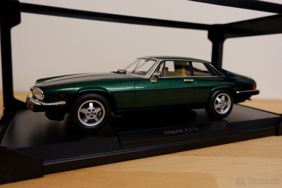 Modely 1:18 Norev - 4