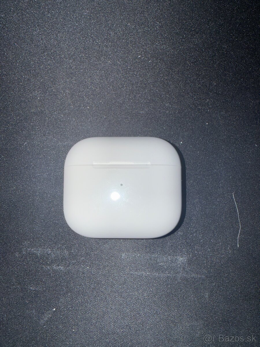 🎧 Apple AirPods 3. generácie - 4