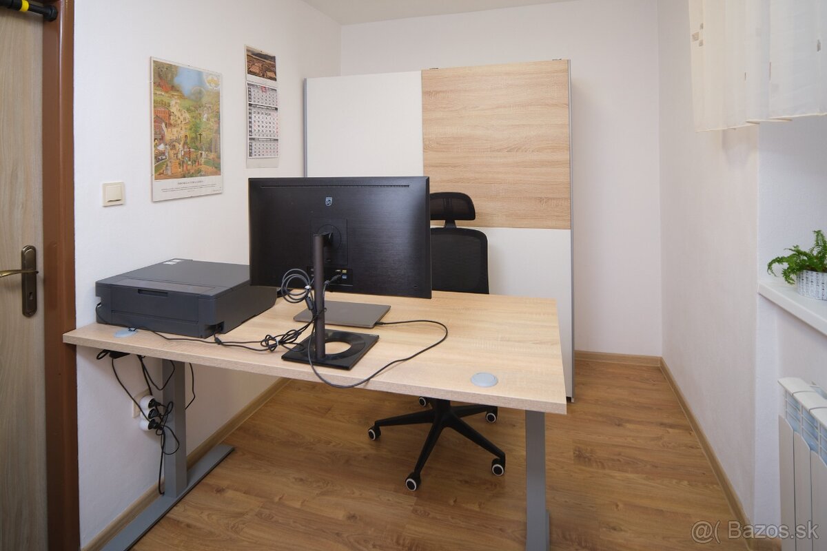 Priestranný 3-izbový byt v centre Námestova – krb + garáž - 4