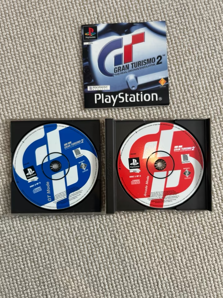 PlayStation 1 + ovládač a Gran Turismo - 4