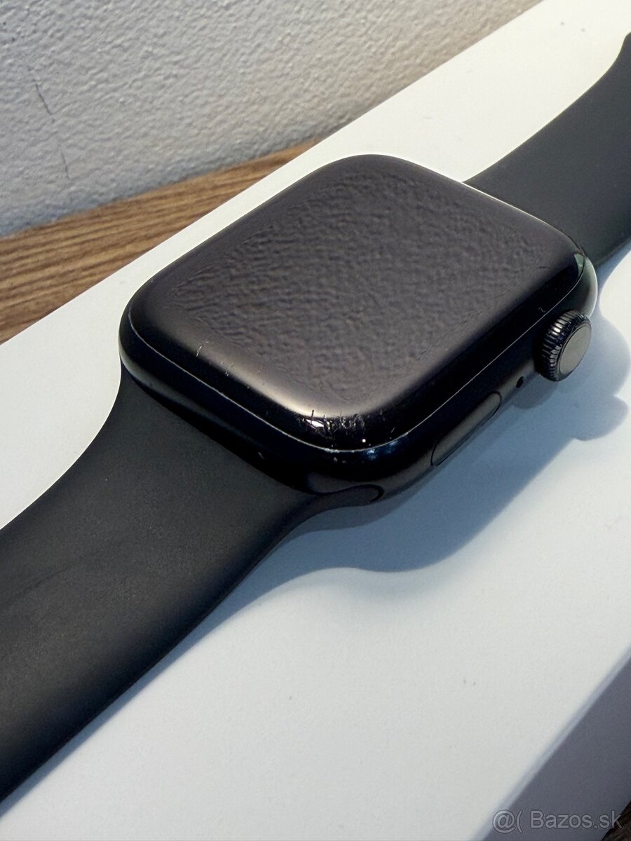 Apple watch series 7 - 4