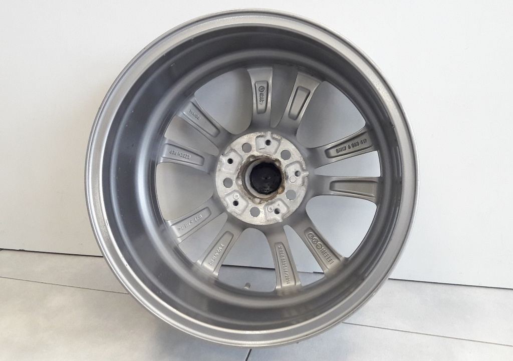 BMW 5 G30 17" Styling 631 - 4