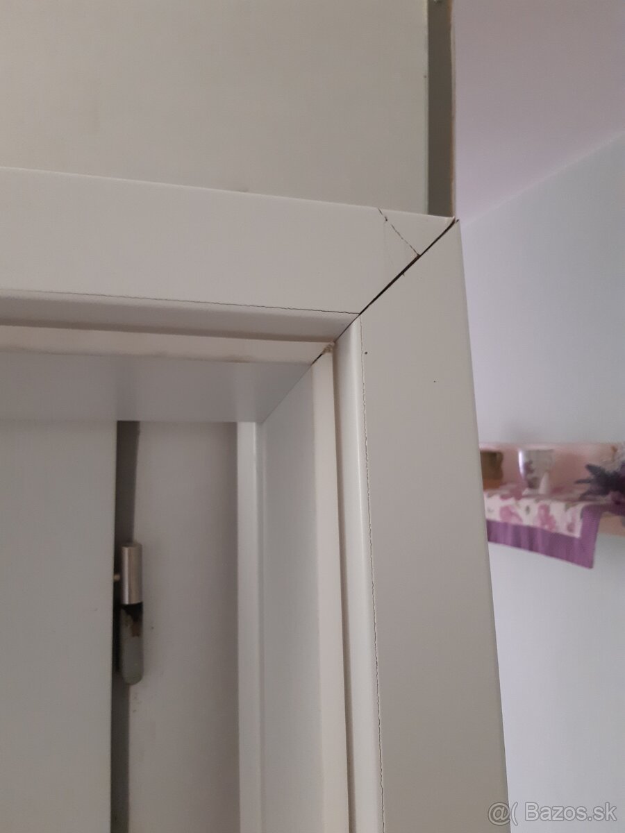 Biela obložková zárubňa 80 Pravá - 4