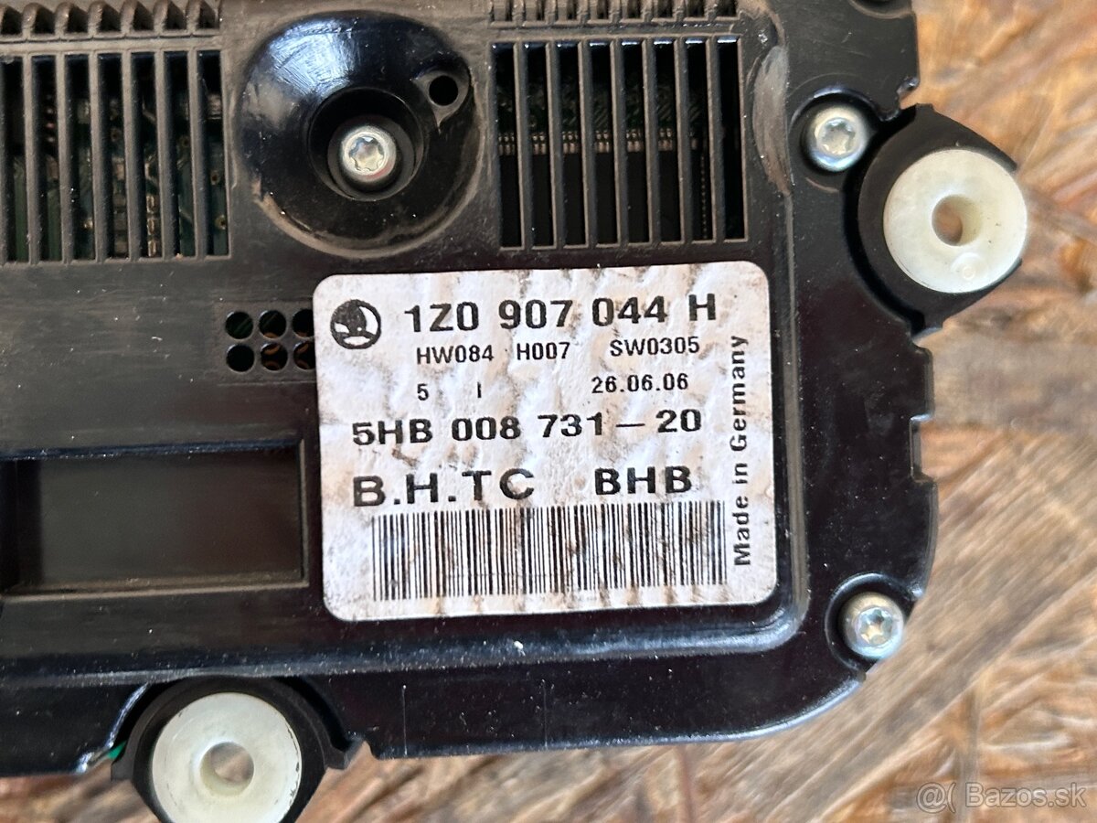 Klimatroniky Škoda Octavia 2 Predfacelift - 4