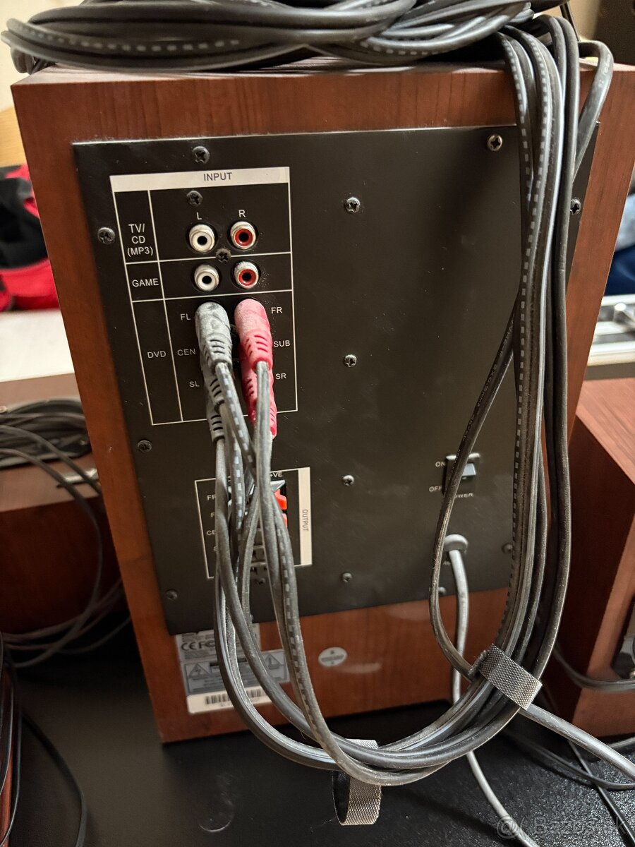 Predám domáce kino Genius SW-HF5.1 4500 - 4