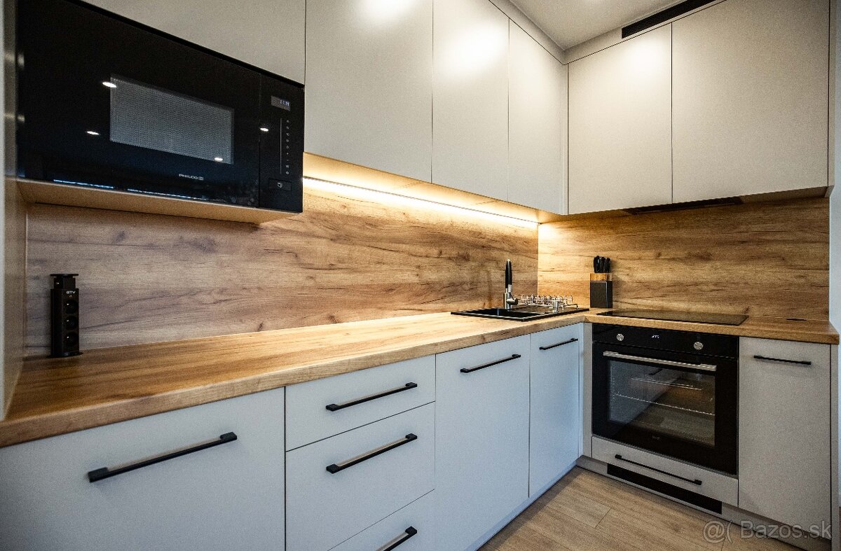 4-izb.byt na BUČIANSKEJ ul. v TRNAVE, 75 m2, balkón - 4