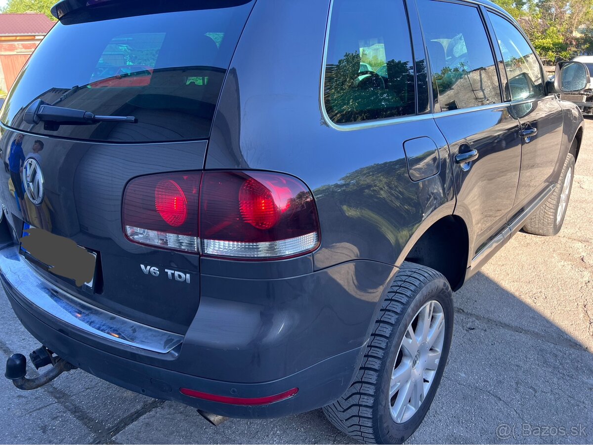 Predám náhradné diely na Volkswagen touareg 3.0tdi 176kw - 4