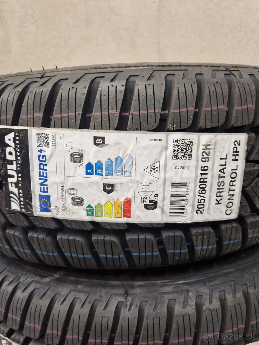 4x108 r16 kolesa ford ecosport disky alu 205 60 16 zimne - 4