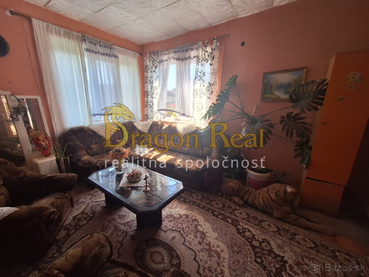 PREDAJ – Rodinný dom s veľkým pozemkom /2415m2/ – DRAHŇOV - 4