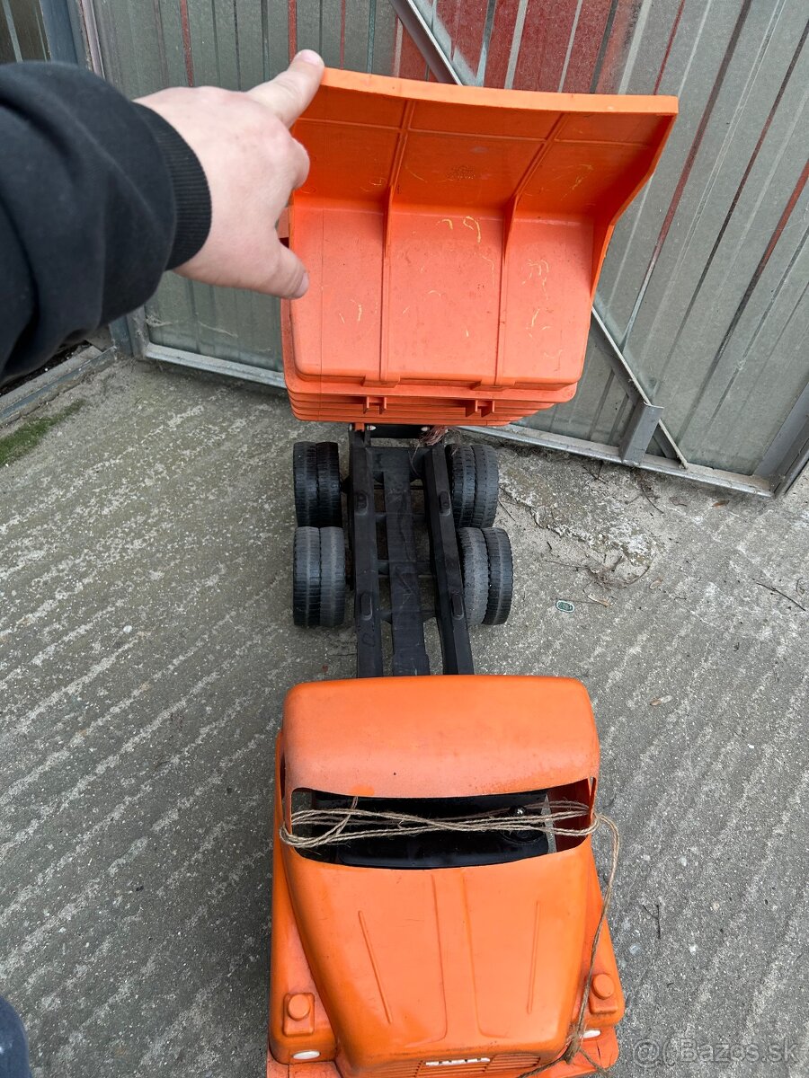 Predám - Tatra 148 - 4