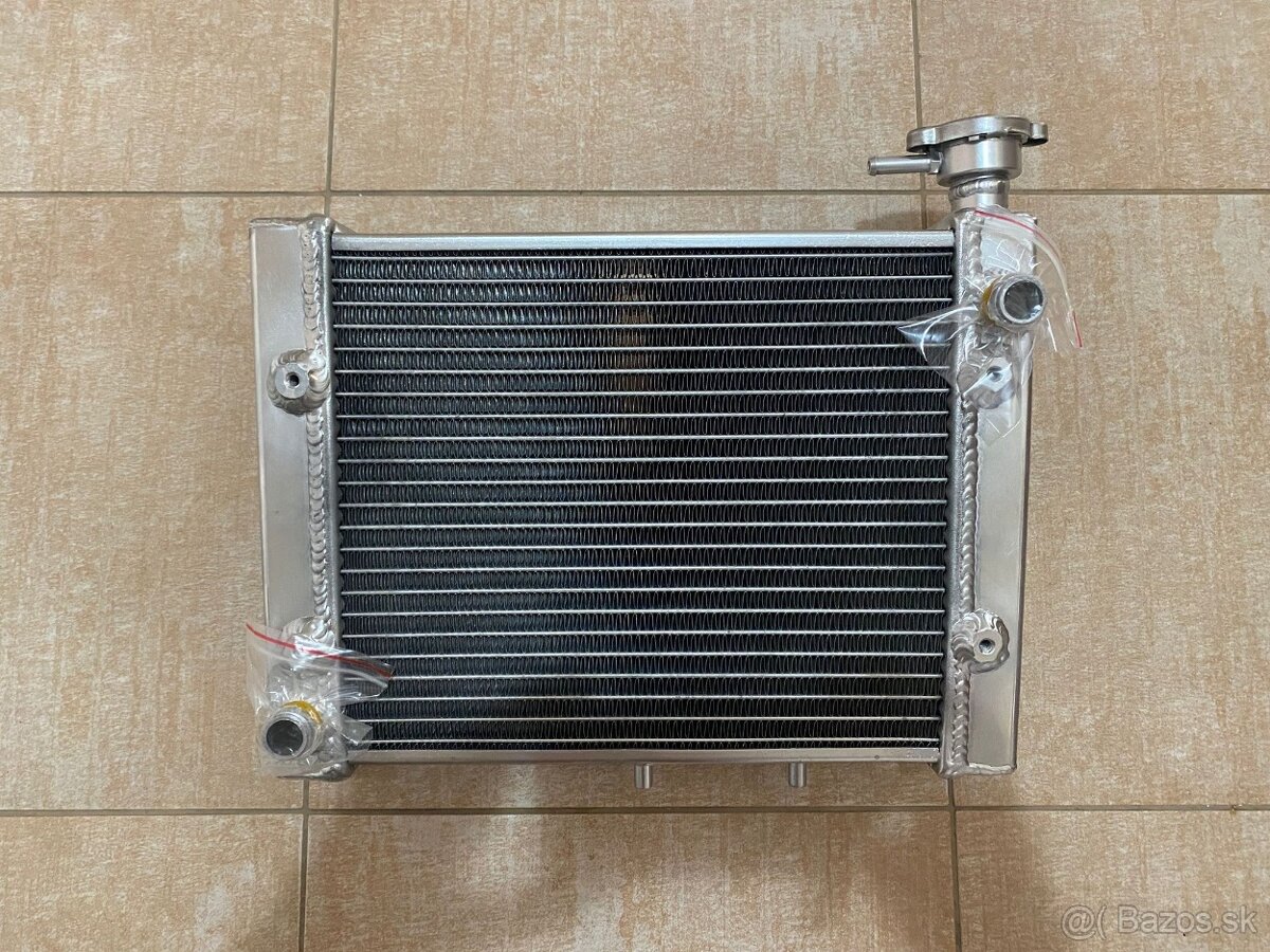 CELOHLINÍKOVÝ CHLADIČ CAN-AM OUTLANDER 500/650/800 2007-2014