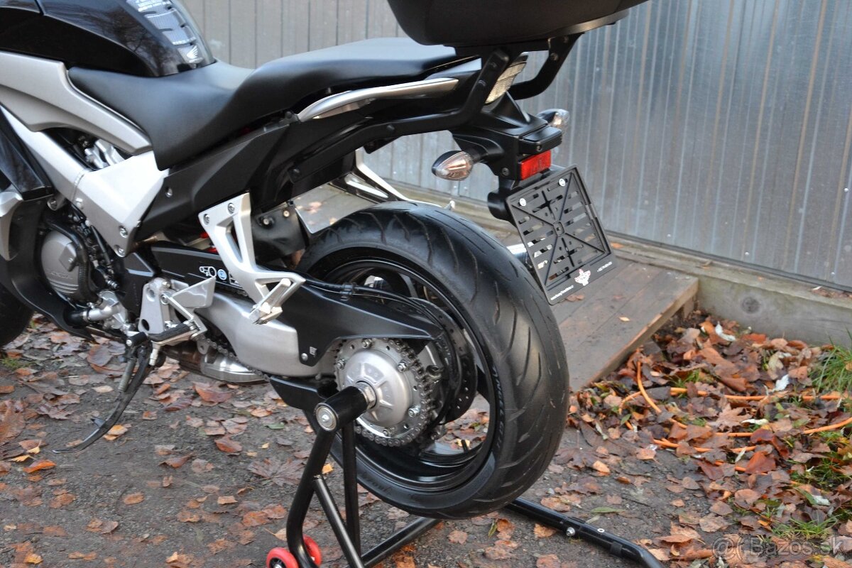 Honda VFR 800X CROSSRUNNER - 4