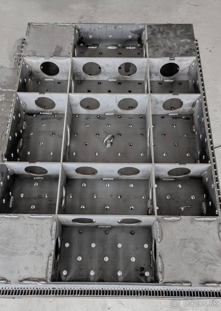 ❌Zvárací stôl - 4