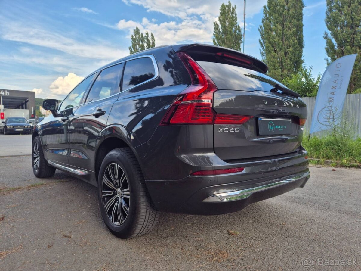 Volvo XC60 2.0 B5 mHEV Ultimate Black Edition AWD A/T - 4