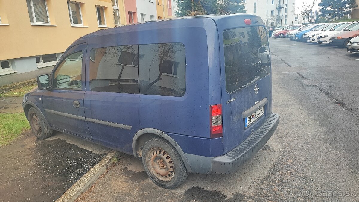 Opel combo 1.4 2009 - 4