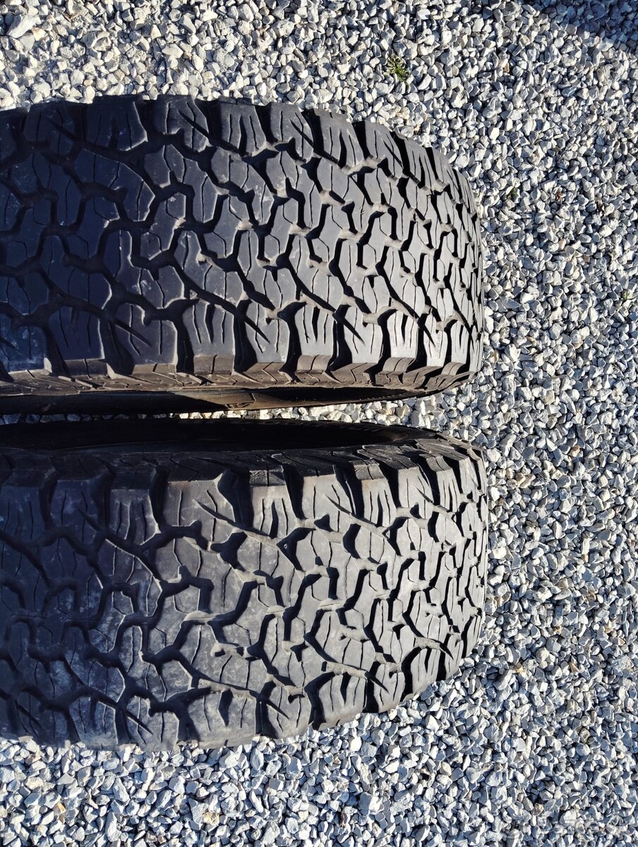 Pneumatiky BF Goodrich 265/65 R17 A/T - 4