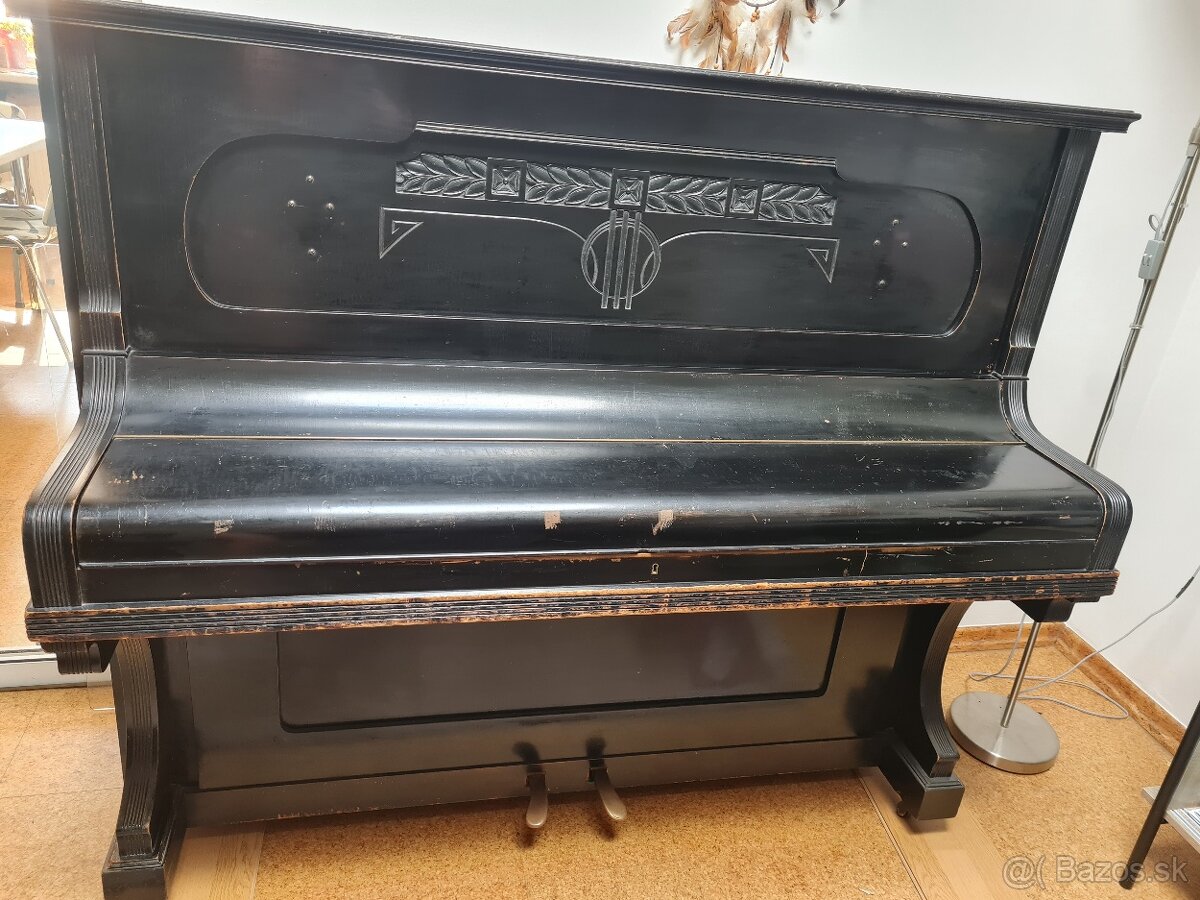 Starožitný klavír - 4