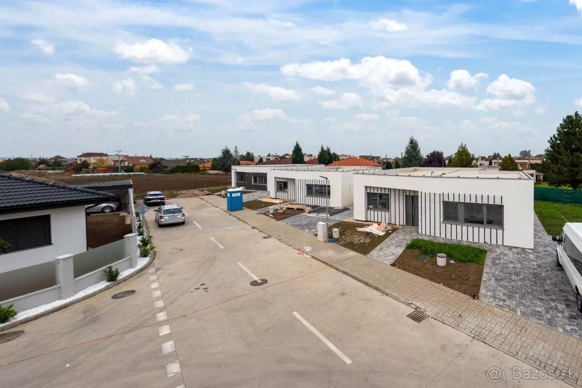 NOVOSTAVBY ZELENEČ-2-etapa moderných 4izb.rodinných domov - 4