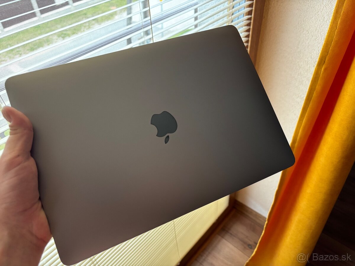 MacBook Air 13,3" M1 2020 16gb 256gb - 4