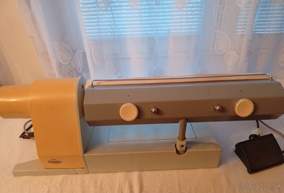 Stolovy žehliaci stroj - 4