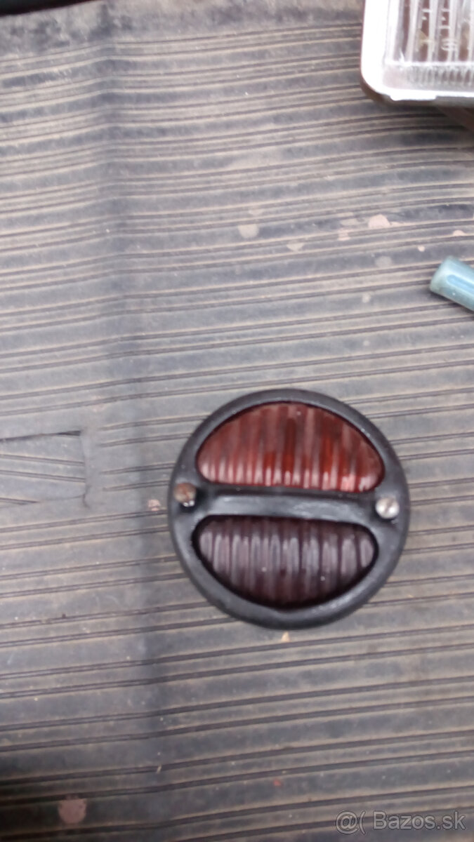 Predam hmlovky DDR,zadne svetlo - 4