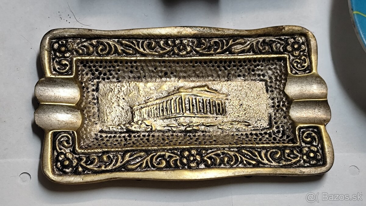 Predám zbierku 87 popolníkov - 4