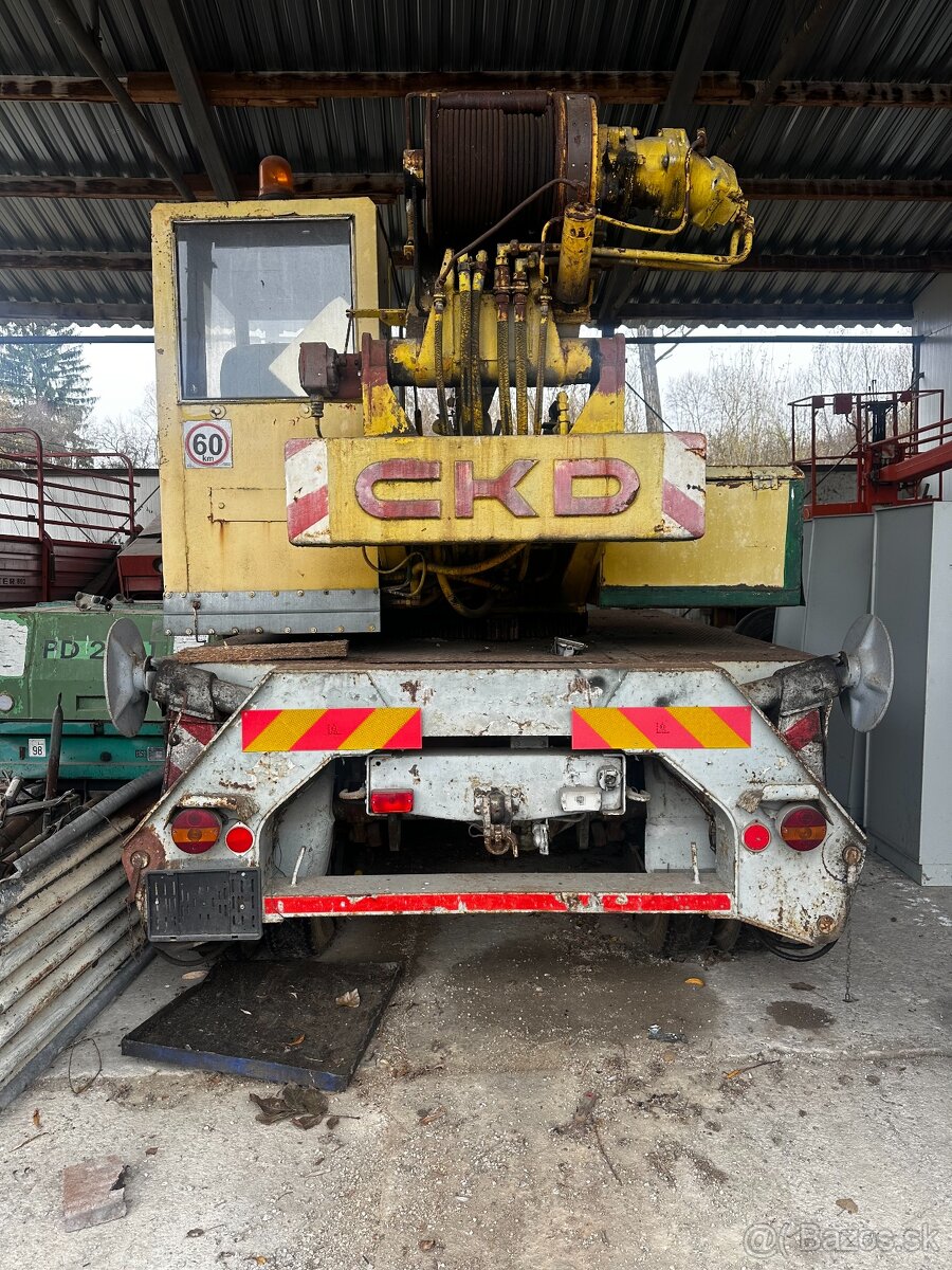 Praga V3S – Vetrieska – Autožeriav - 4