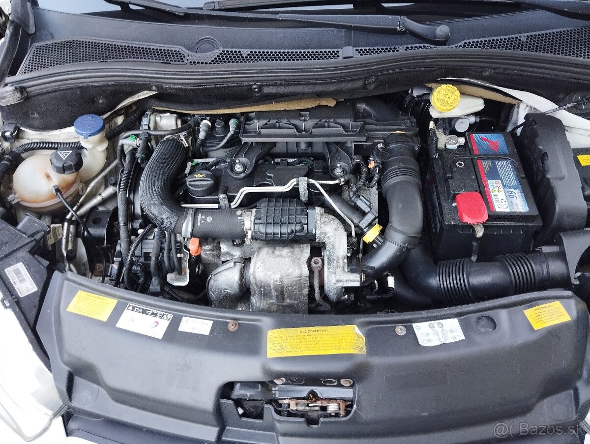 Peugeot 208. 1,4 HDi znížená cena - 4