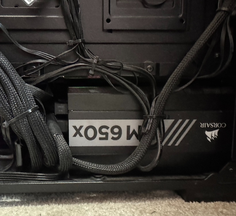 Predám výkonný herný a pracovný počítač - 4