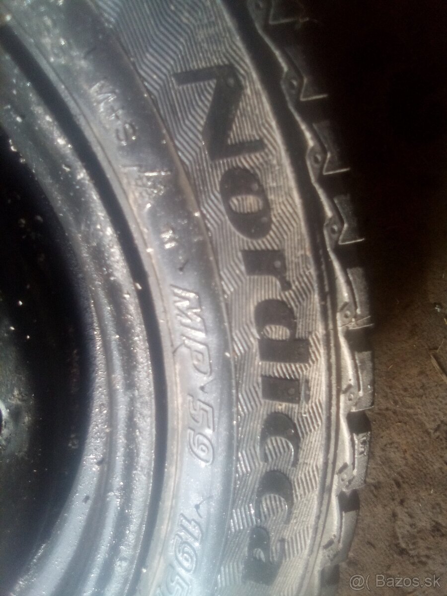 Predám kolesá plus rezervu sú skoro ako nove - 4