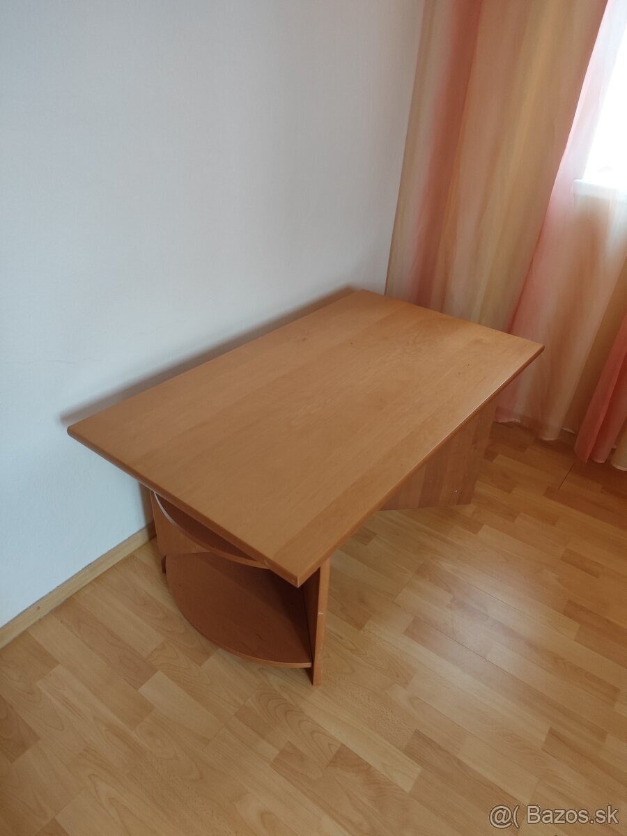 Konferenčný stolík - 4