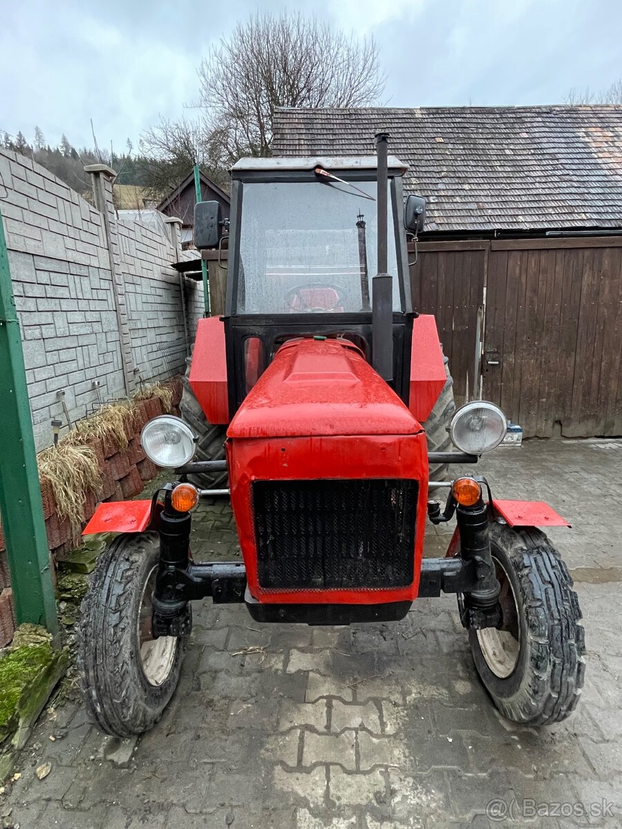 Traktor Zetor 6911 - 4