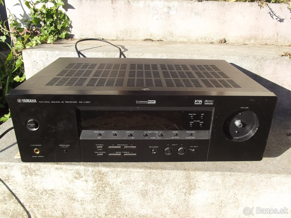 Yamaha RX-V357 - 4