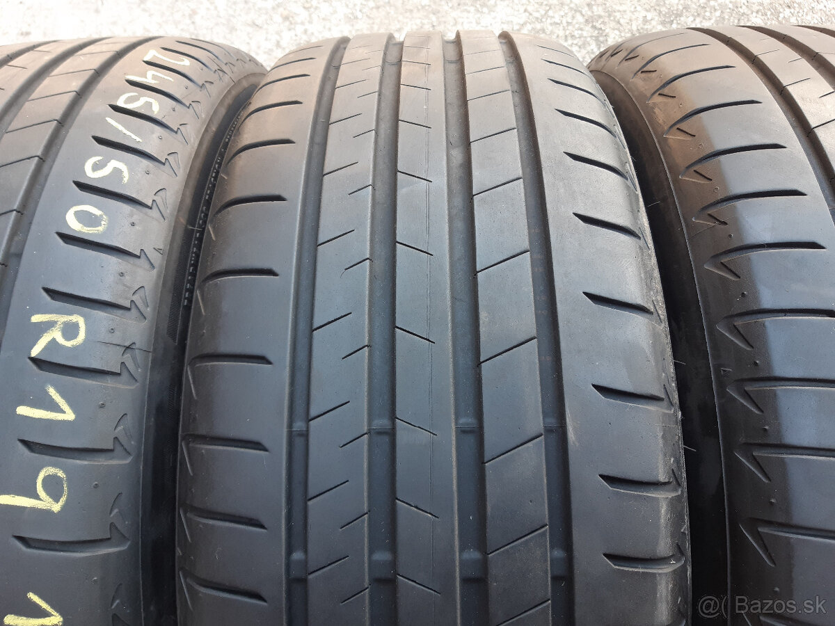 245/50 R19 -letné - 4