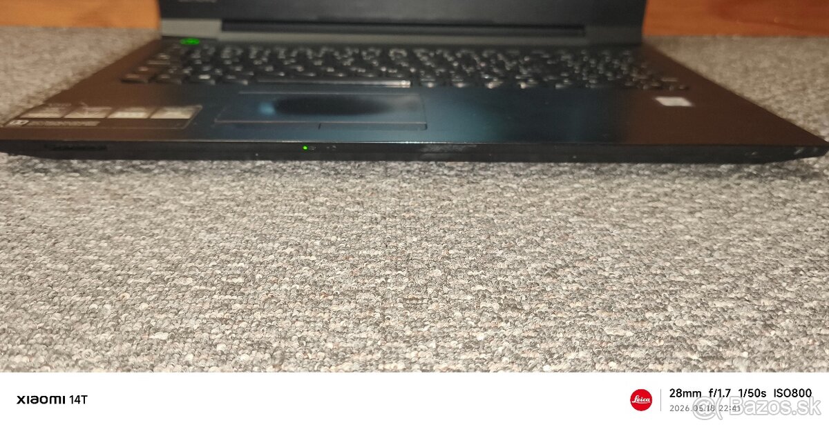 Predám notebook Lenovo V310-15ISK,CPU Intel Core i3-6100U - 4