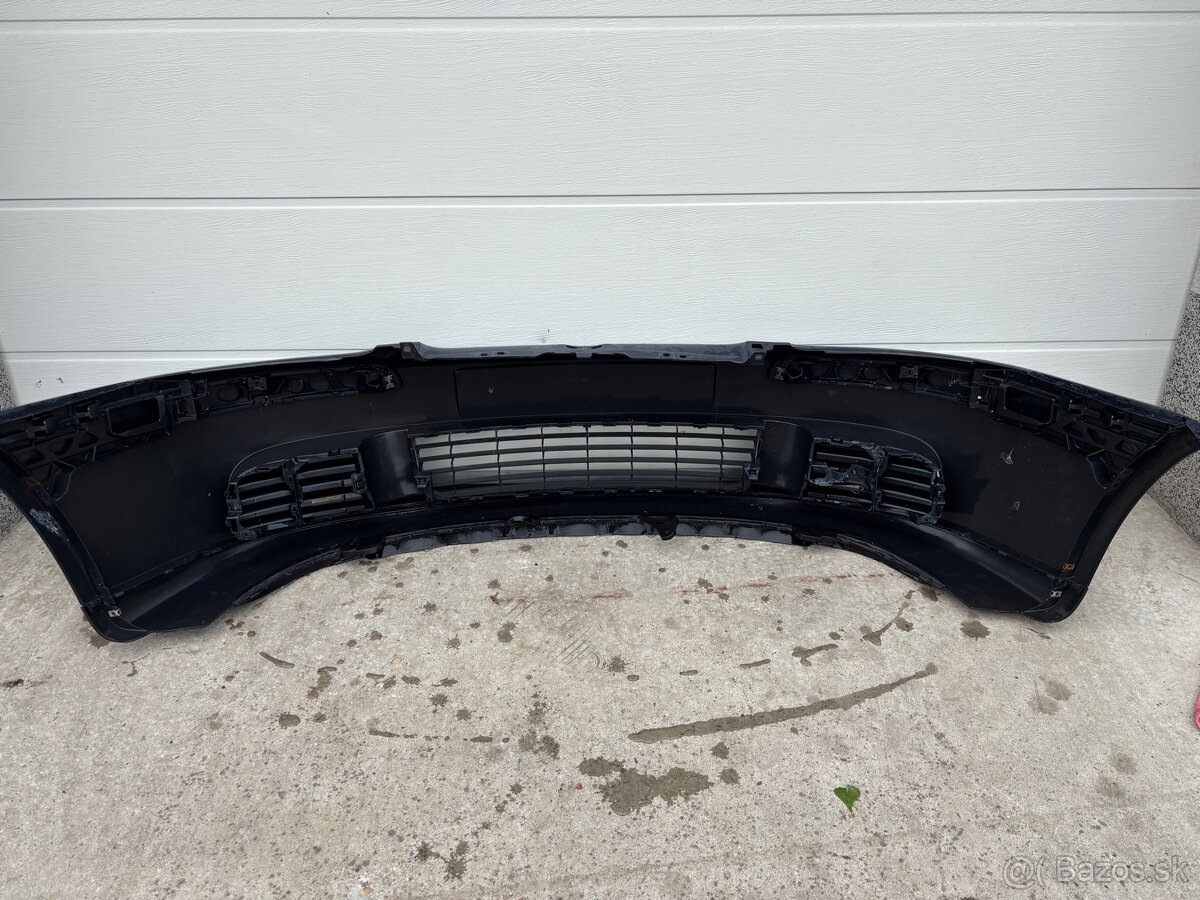 Predný nárazník VW Golf 5 - 4
