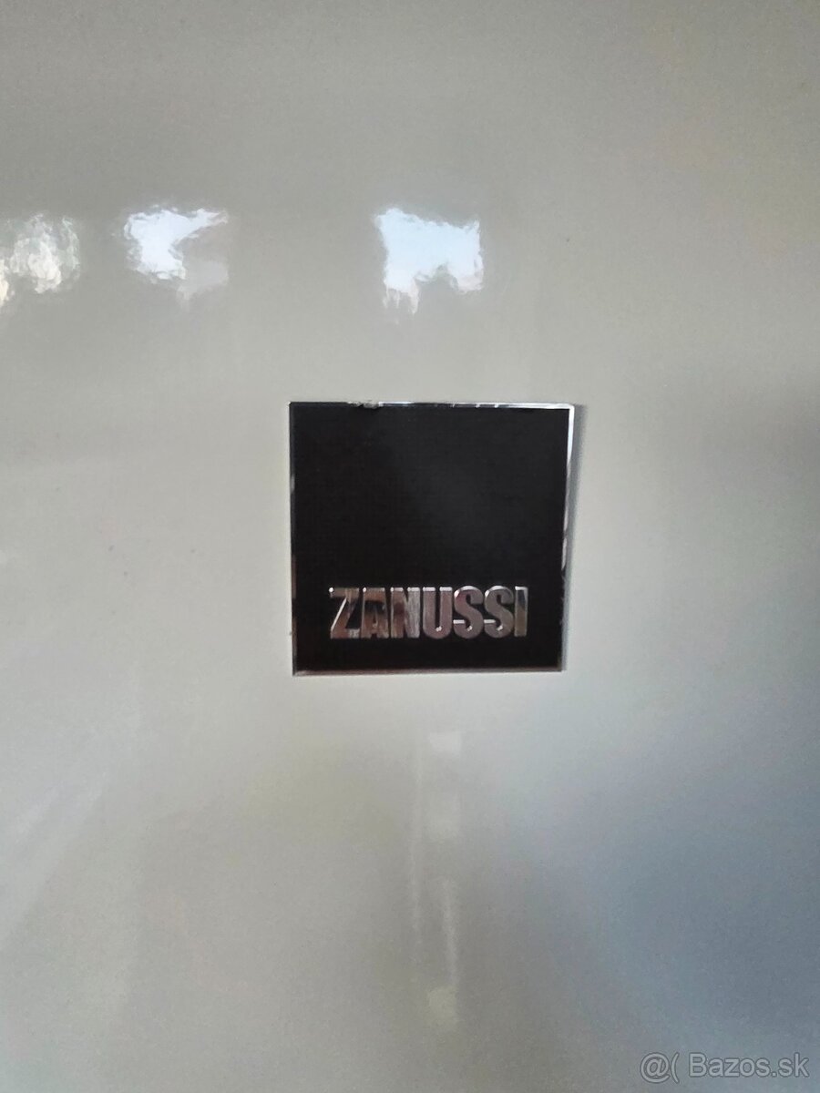 Predám kombinovanú chladničku Zanussi ❄️ - 4