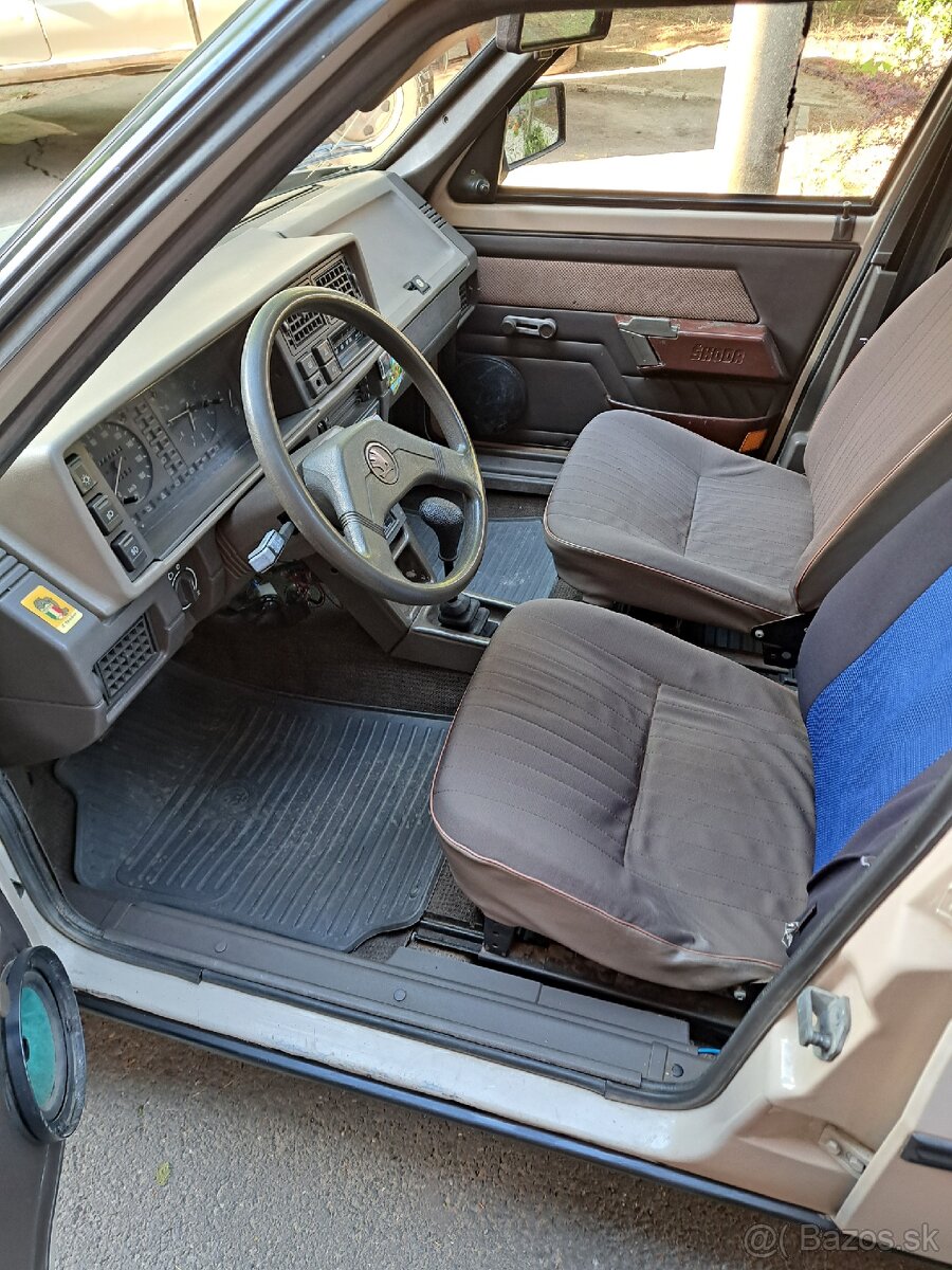 Škoda favorit 136L prvomodel - 4