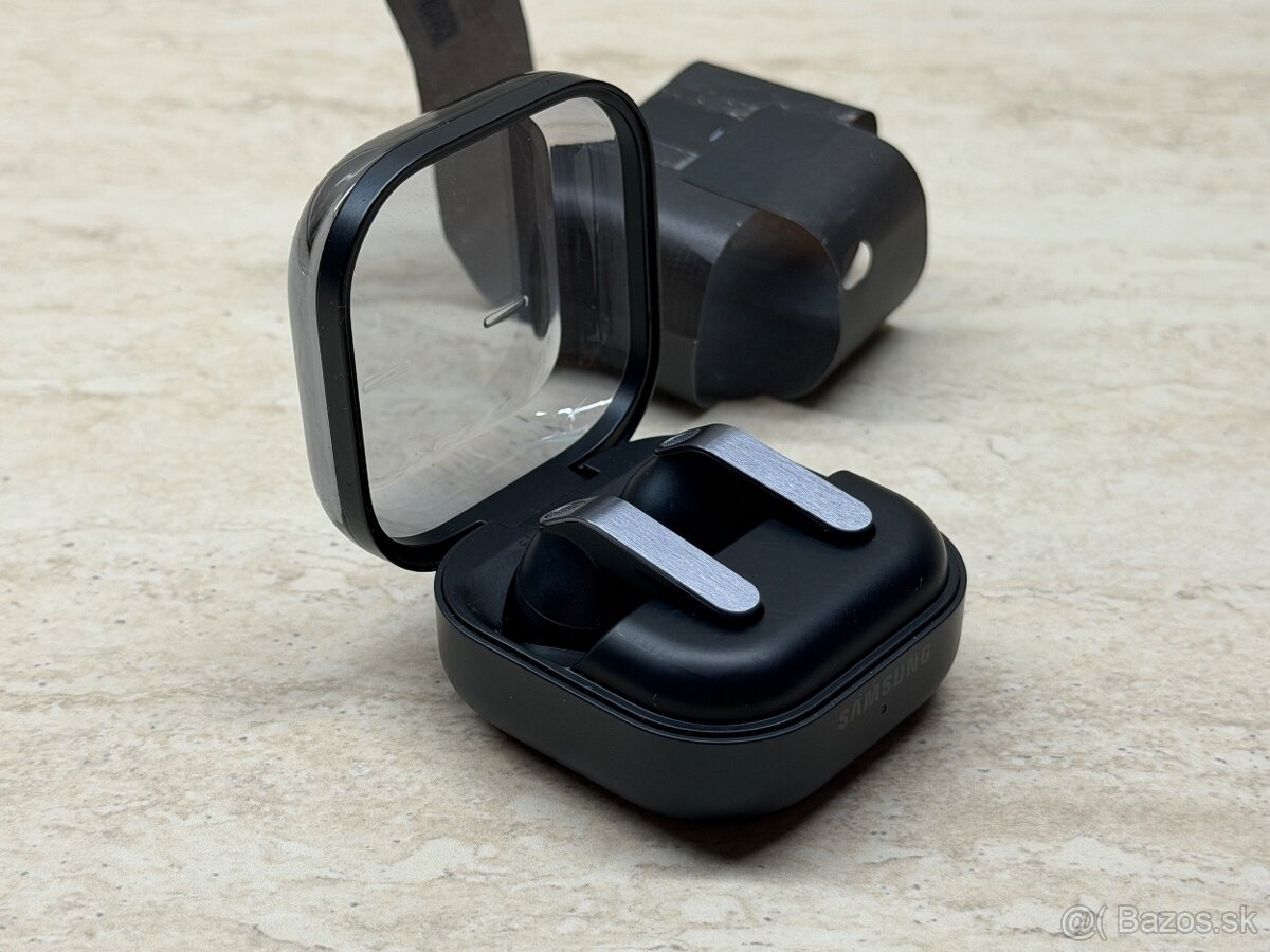 Samsung Galaxy Buds 4 Pro Black - 4