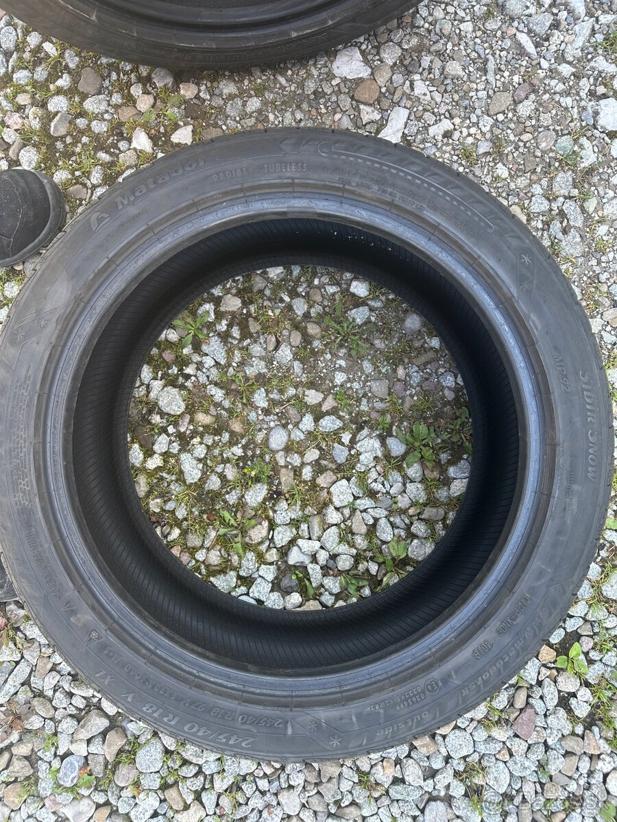 245/40R18 zimne pneumatiky - 4
