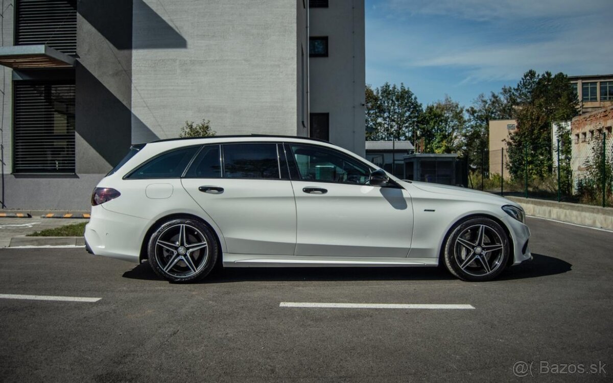 Mercedes-Benz C450 AMG - 4