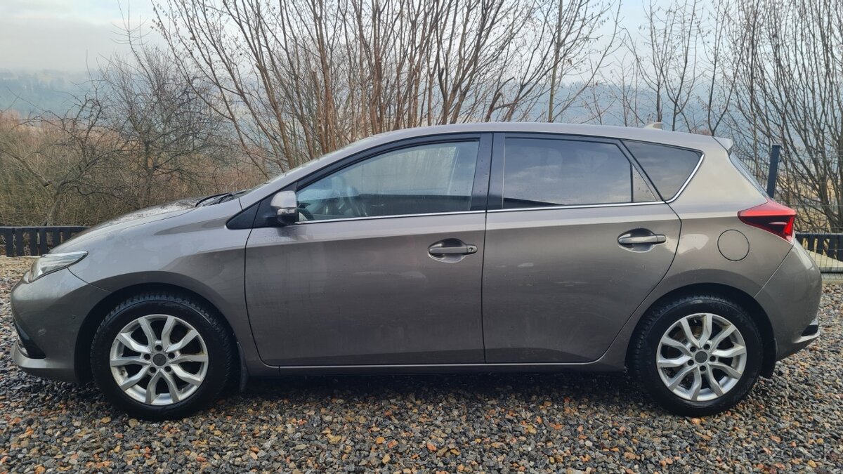 Toyota Auris 1,6 Valvematic MT6 Active Trend Plus - 4