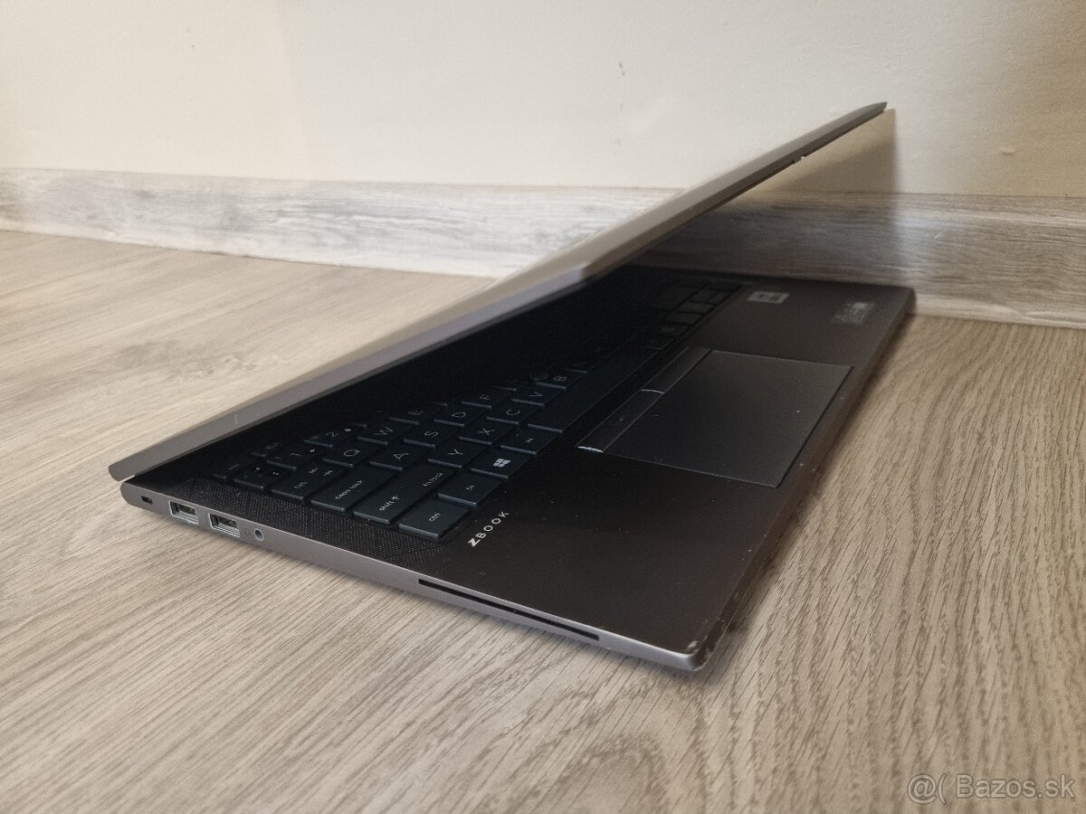 ▼HP ZBook Firefly 14 G7 - 14" / i5-10210U / 8GB / SSD / ZÁR - 4