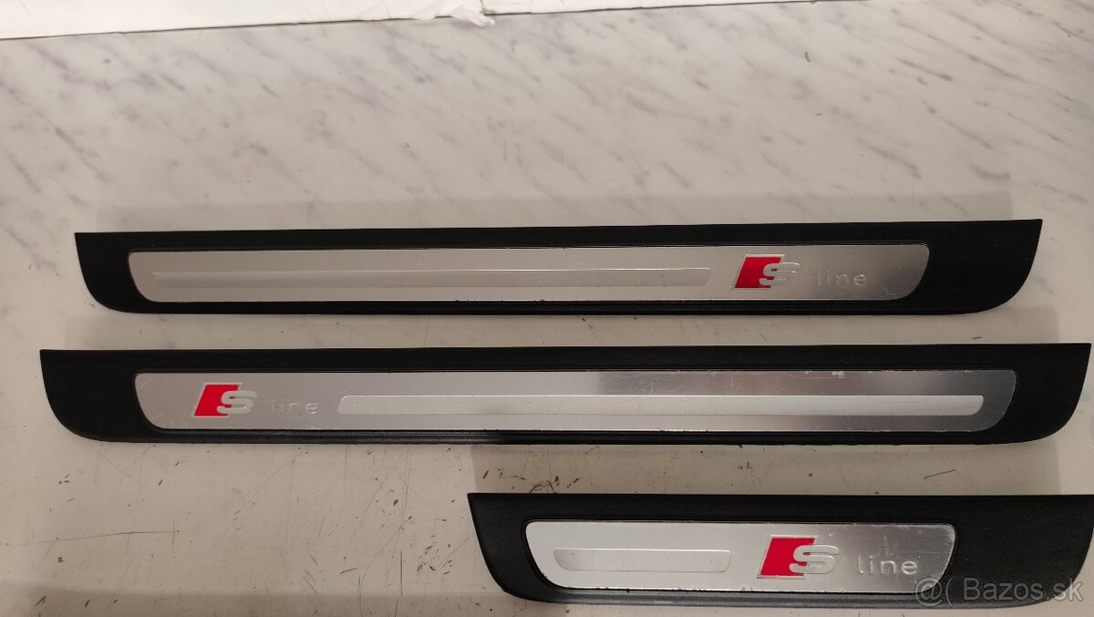 Lišty Audi A4 B8 Sline - 4