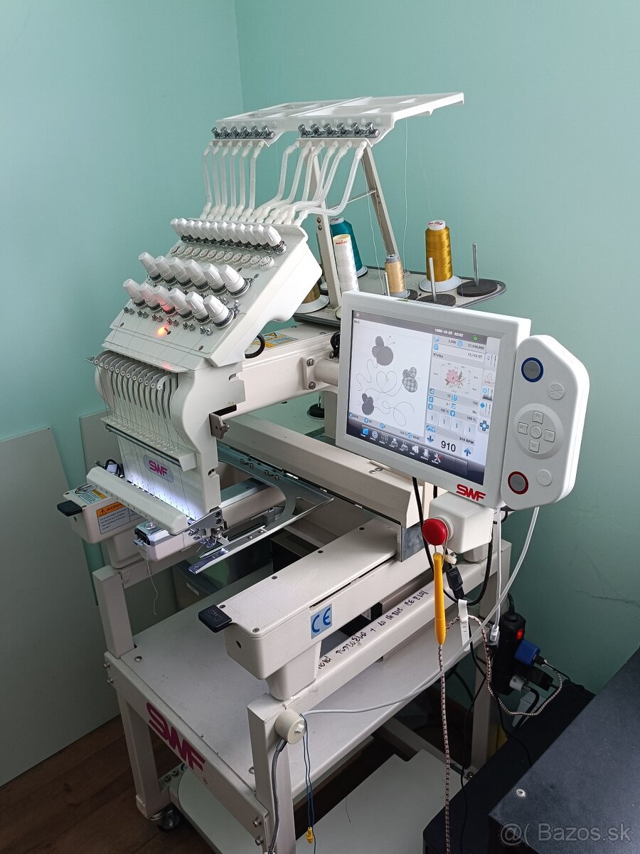 Vyšívací stroj SWF ES-T1201C - 4
