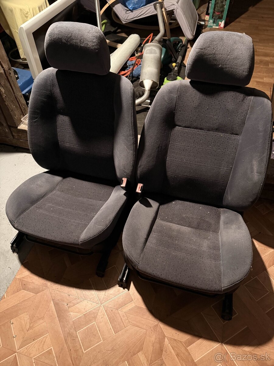 náhradné diely felicia - 4